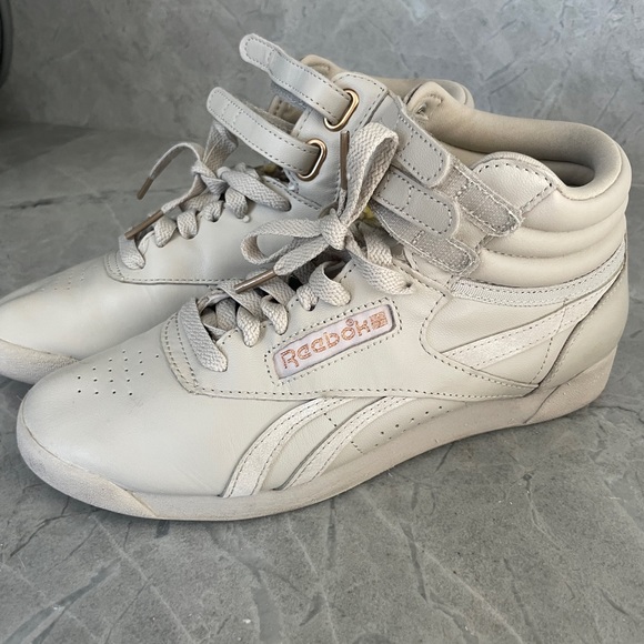 Reebok 54-11 Cardi B Freestyle- Size 7 - Picture 3 of 6